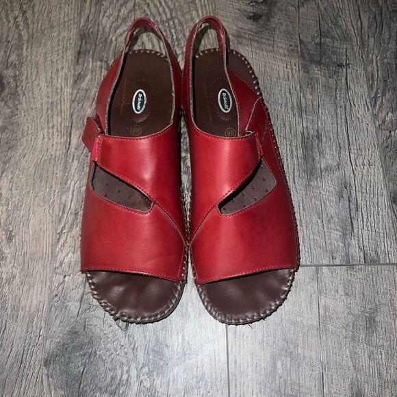 Dr. Scholls Sandal - Picture 1 of 3